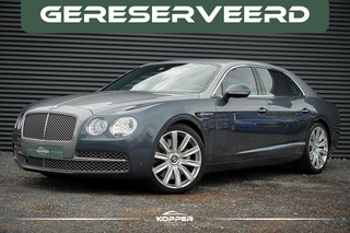 Bentley Flying Spur 6.0 W12 / Mulliner / NL 1e Eigenaar / 21'' / Two-Tone / Nieuwstaat / Volledige Bentley historie
