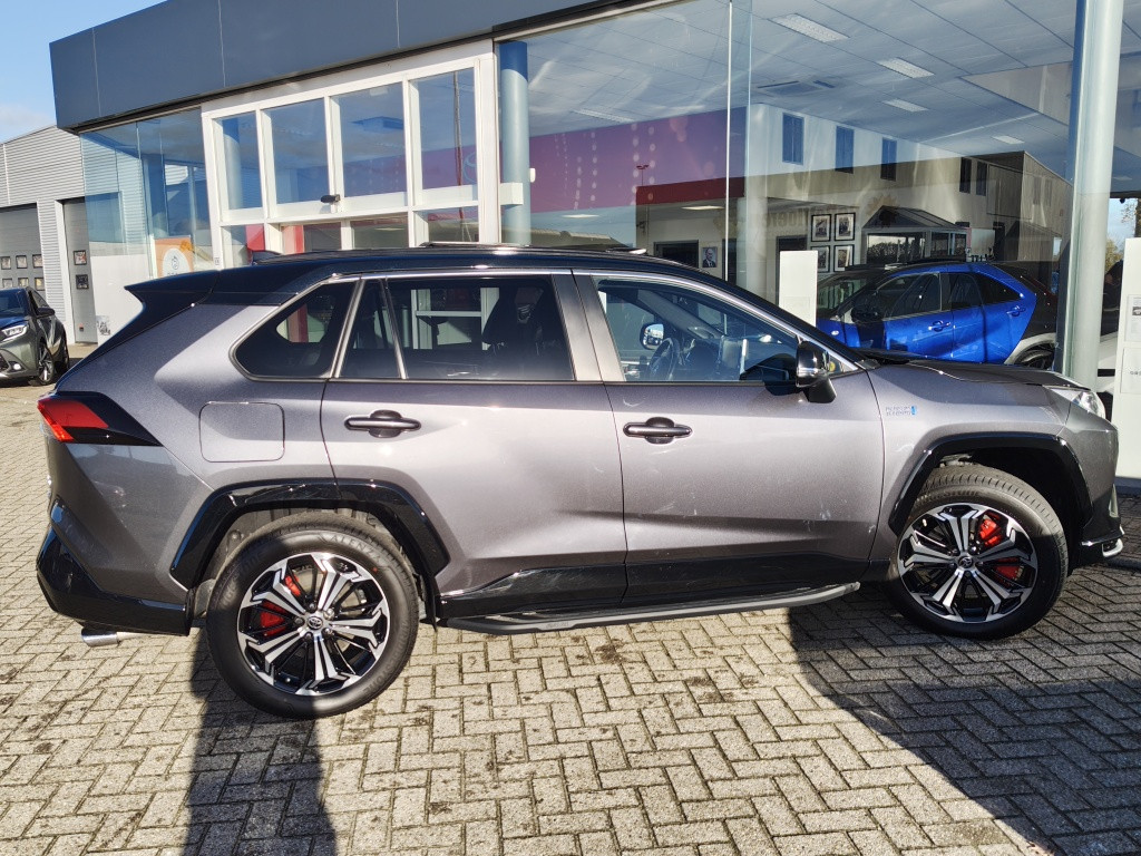 Hoofdafbeelding Toyota RAV4