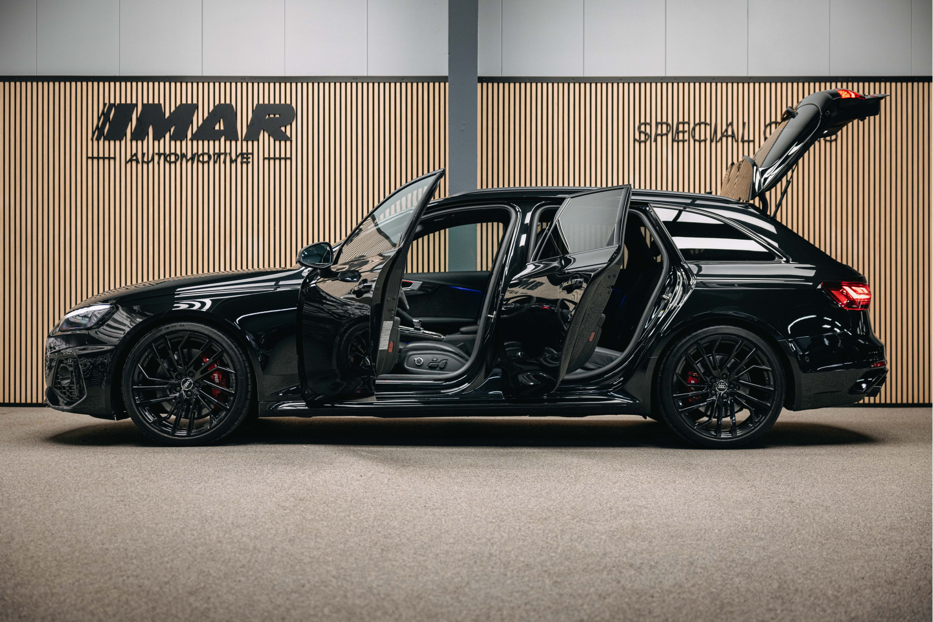 Hoofdafbeelding Audi RS4