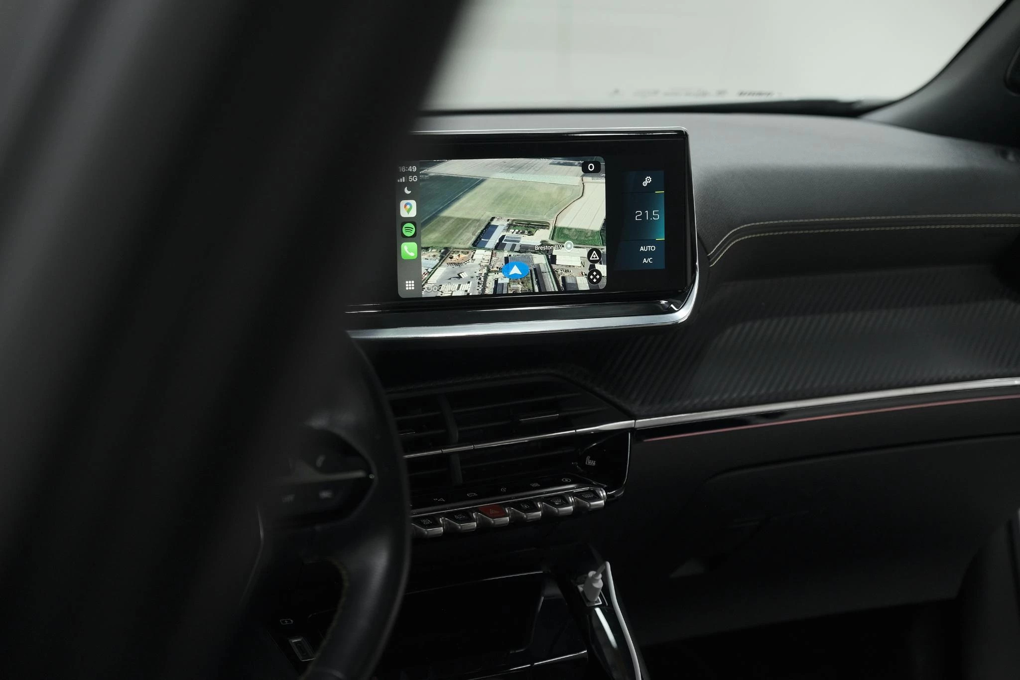 Hoofdafbeelding Peugeot e-2008