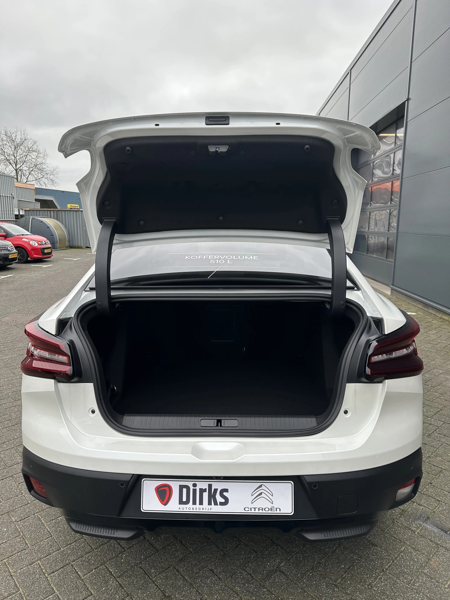 Hoofdafbeelding Citroën ë-C4 X