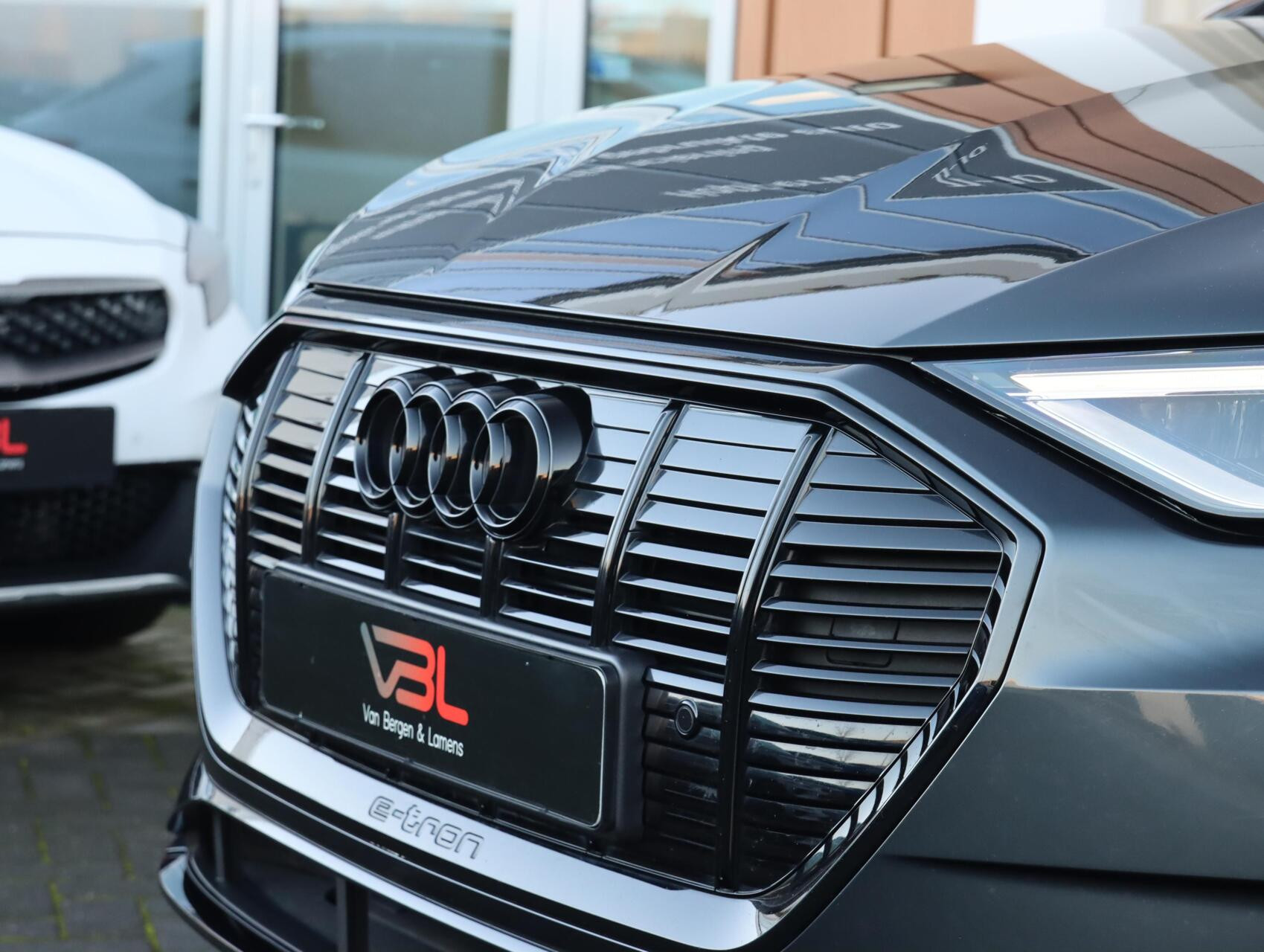 Hoofdafbeelding Audi e-tron