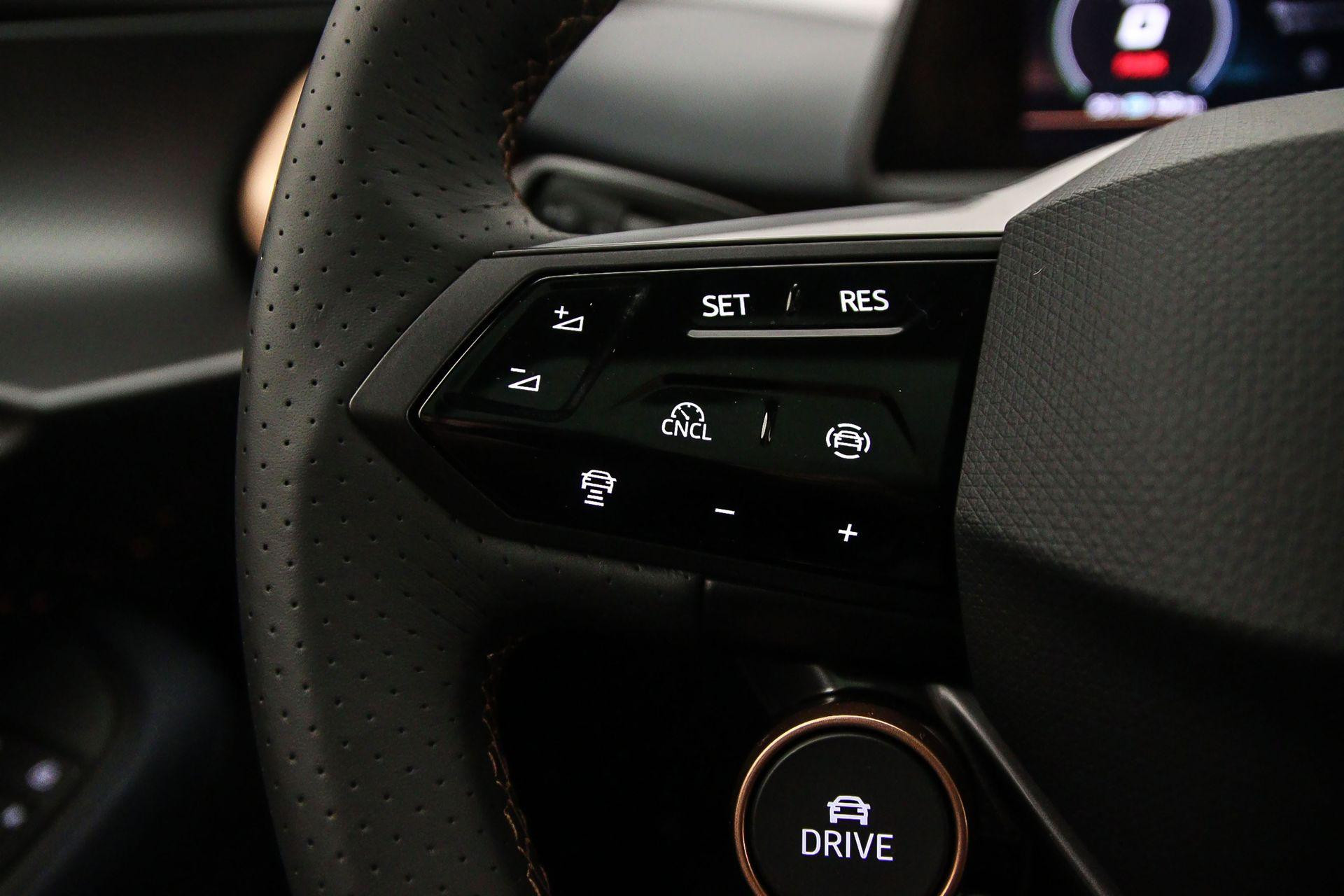 Hoofdafbeelding CUPRA Tavascan