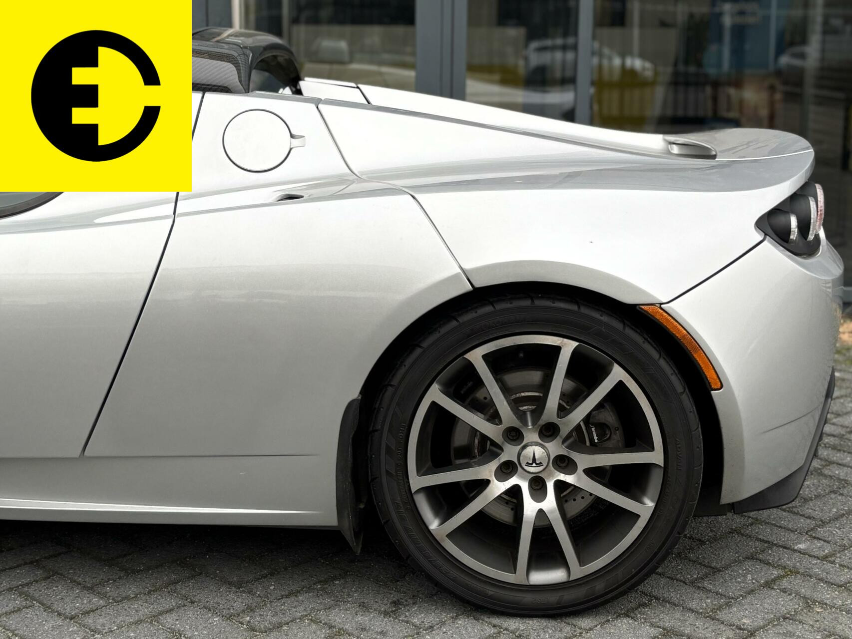 Hoofdafbeelding Tesla Roadster