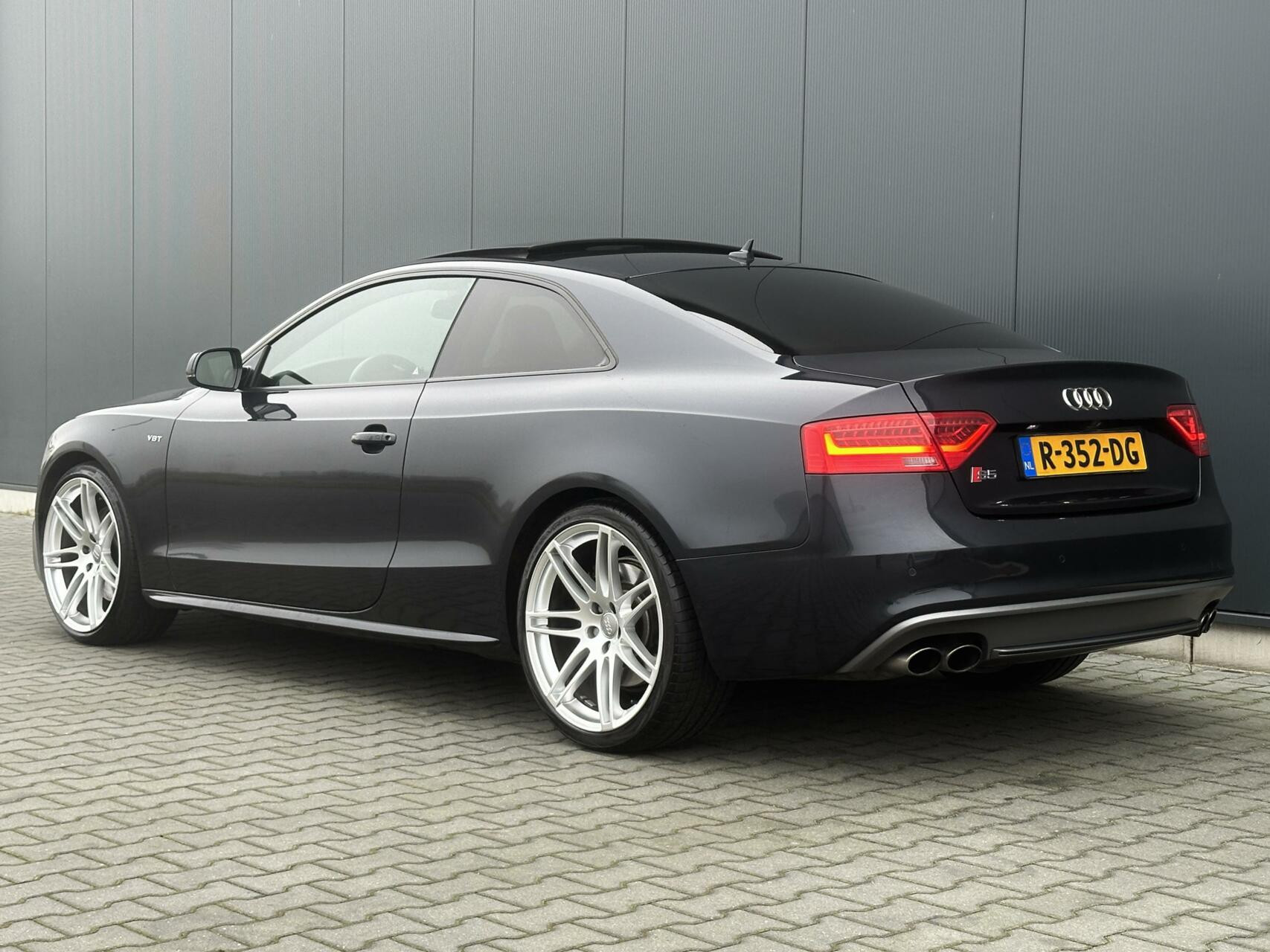 Hoofdafbeelding Audi S5