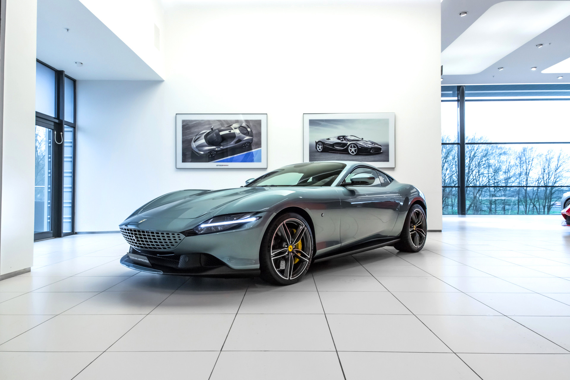 Hoofdafbeelding Ferrari Roma