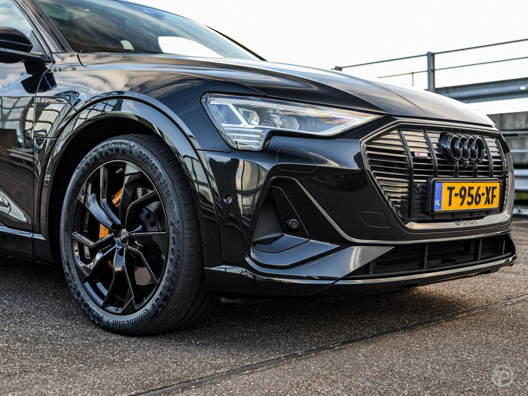 Hoofdafbeelding Audi e-tron