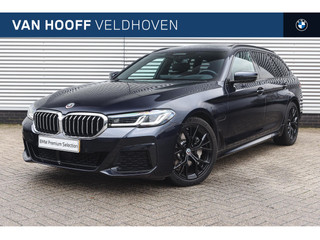 BMW 5 Serie Touring 530e High Executive M Sport Automaat / Panoramadak / Achteruitrijcamera / Laserlight / Comfort Access / Head-Up / Comfortstoelen / Live Cockpit Professional