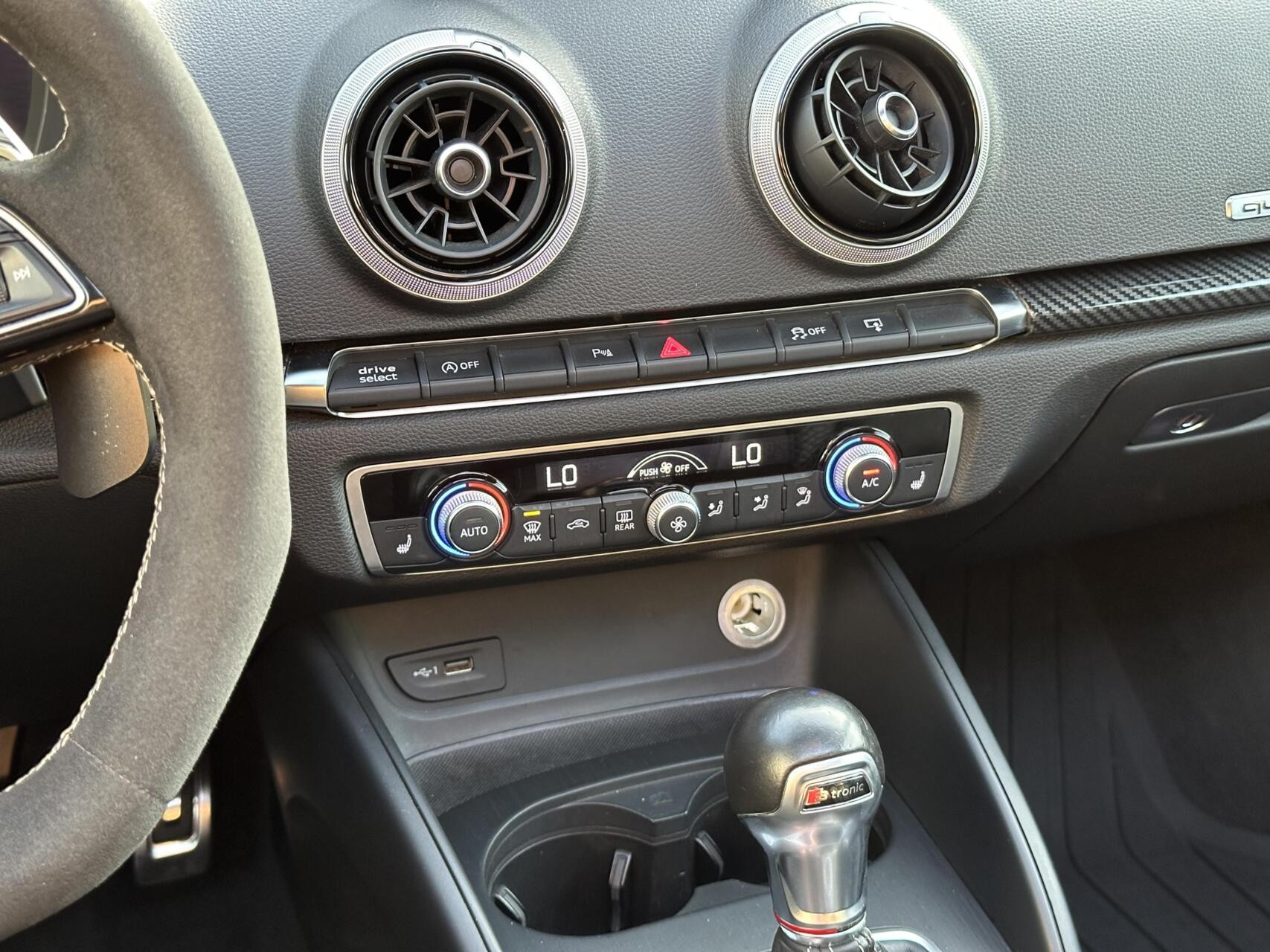 Hoofdafbeelding Audi S3