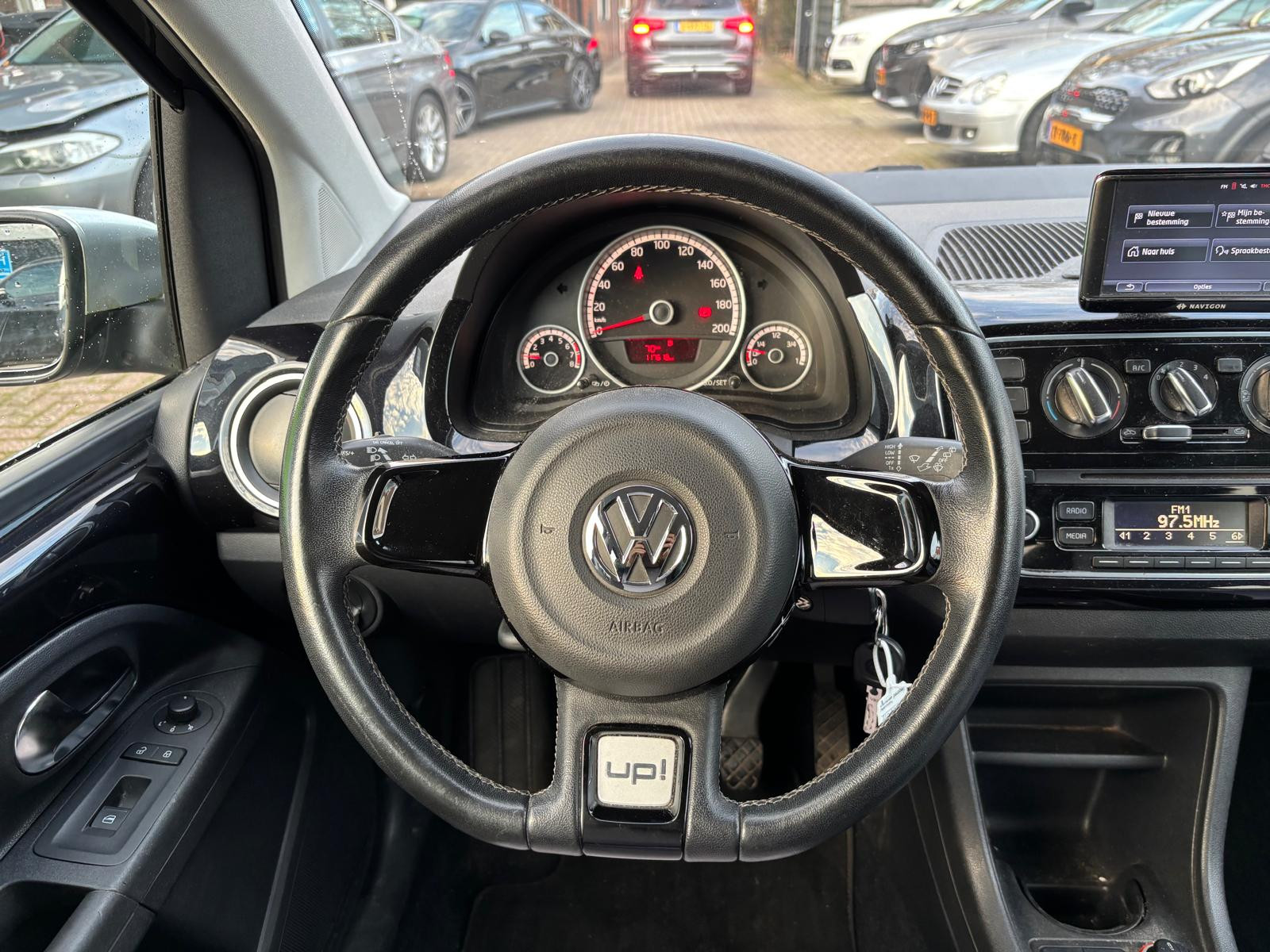 Hoofdafbeelding Volkswagen up!