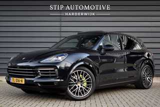 Porsche Cayenne 3.0 E-Hybrid 462pk | Pano | Trekhaak | 360 Camera | Sport Chrono | Bose | Stuurverwarming | Luchtvering | Orig. NL |