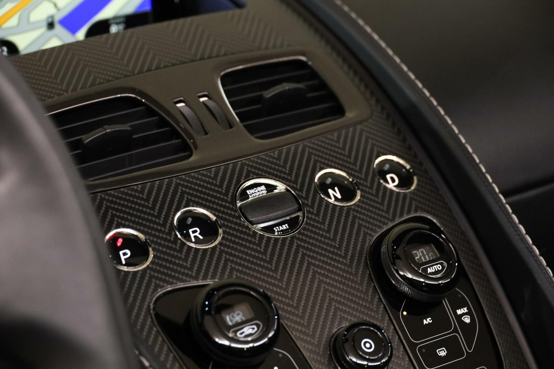 Hoofdafbeelding Aston Martin V12 Vanquish