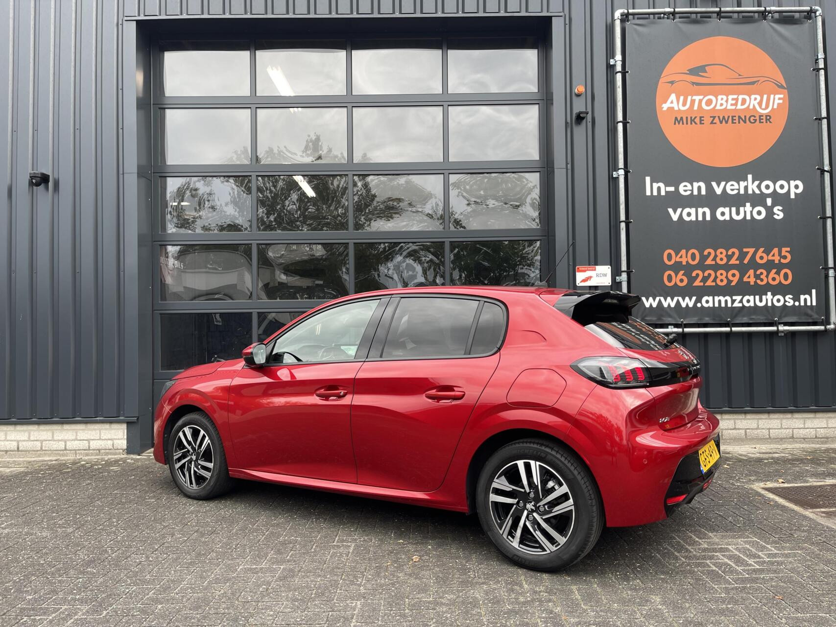 Hoofdafbeelding Peugeot 208