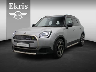 MINI Countryman SE ALL4 Favoured + Pakket L + Glazen panoramadak + Driving Assistant Plus + Parking Assistant Plus + Harman Kardon + 	Elektrisch verwarmde voorstoelen + 19''