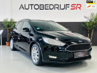 Ford Focus Wagon 1.0 Titanium Edition Trekhaak! Cruise Controle! Navigatie! PDC! Stoelverwarming!