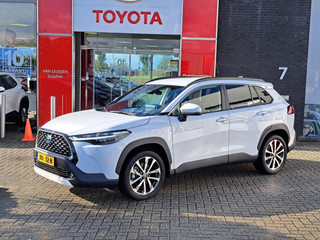 Hoofdafbeelding Toyota Corolla Cross Toyota Corolla Cross Hybrid 140 Style 4-SEIZOENSBANDEN ELEK. ACHTERKLEP STOEL- STUURVERWARMING