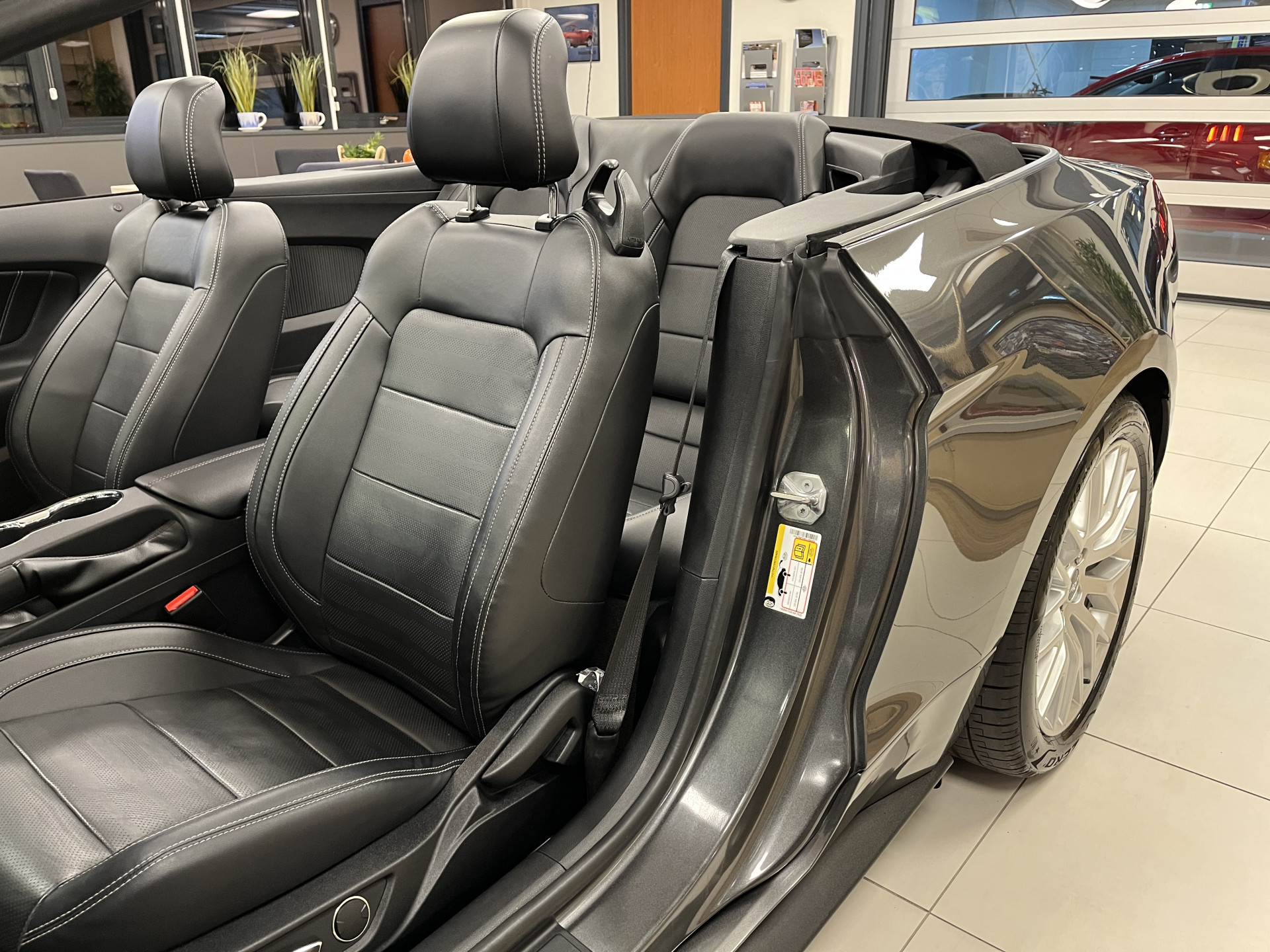 Hoofdafbeelding Ford Mustang