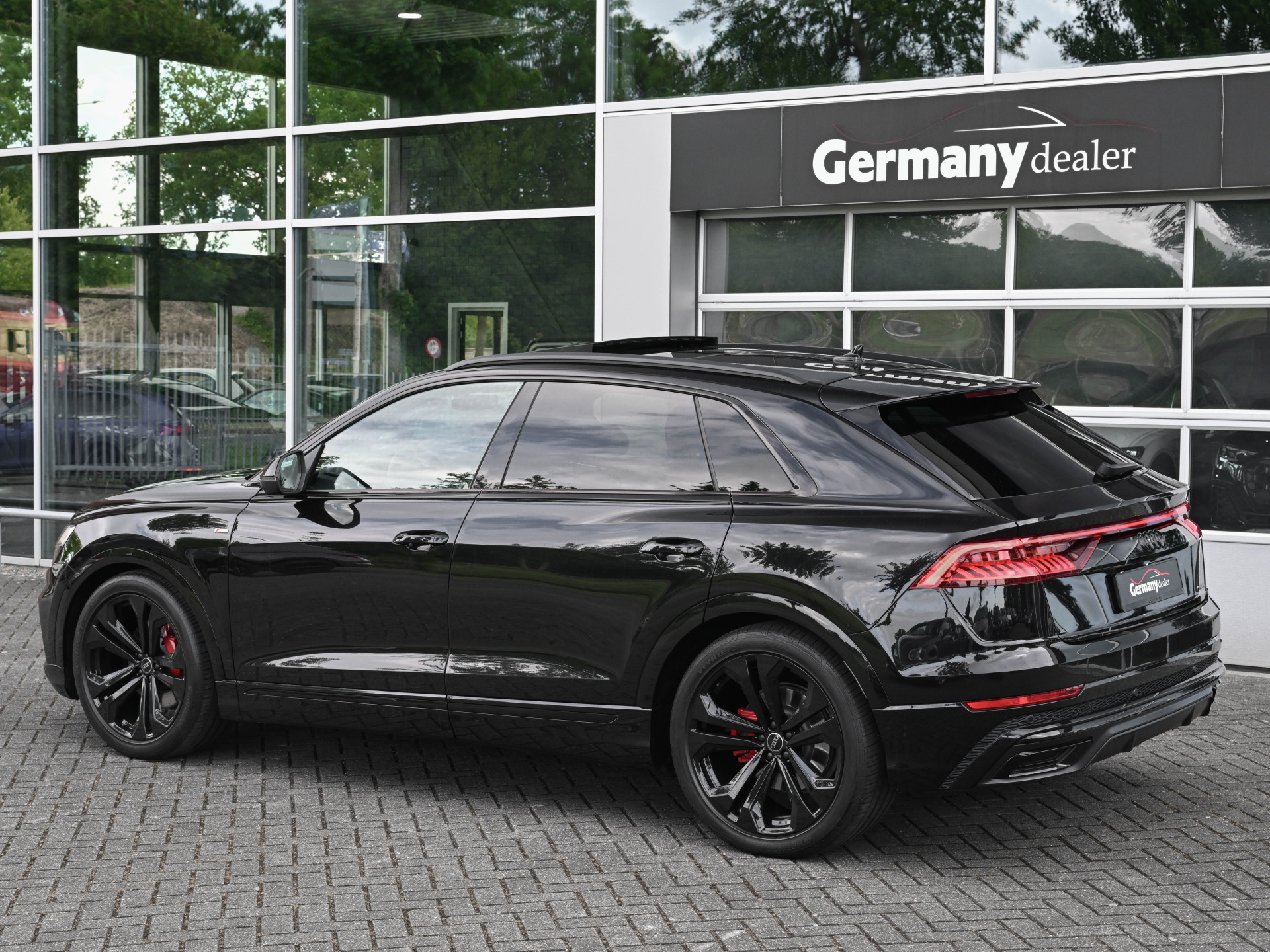 Hoofdafbeelding Audi Q8