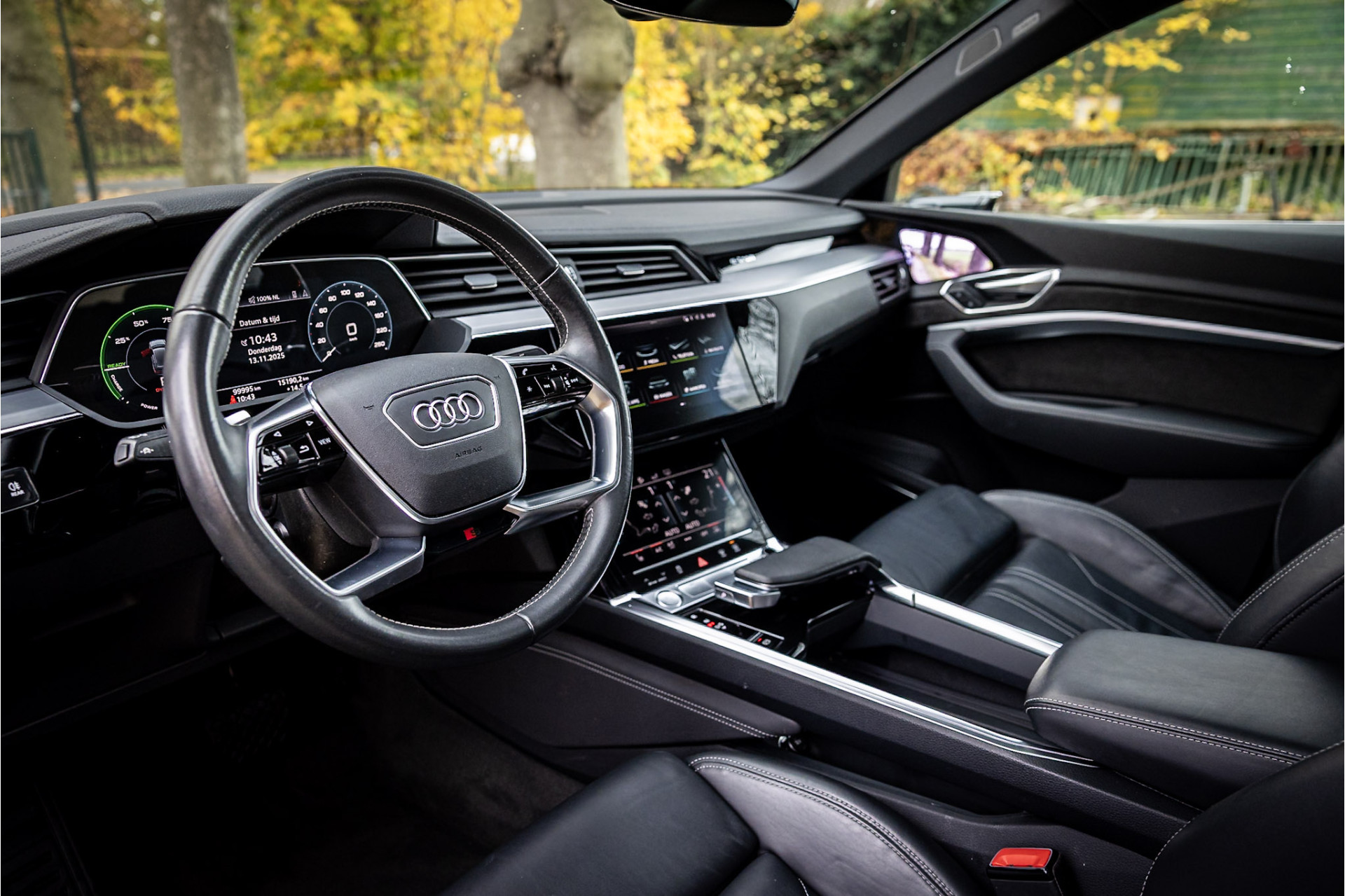 Hoofdafbeelding Audi e-tron