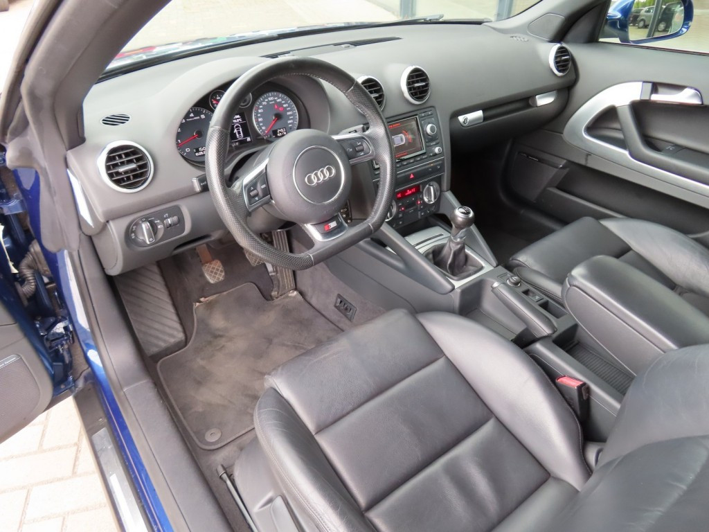 Hoofdafbeelding Audi Cabriolet