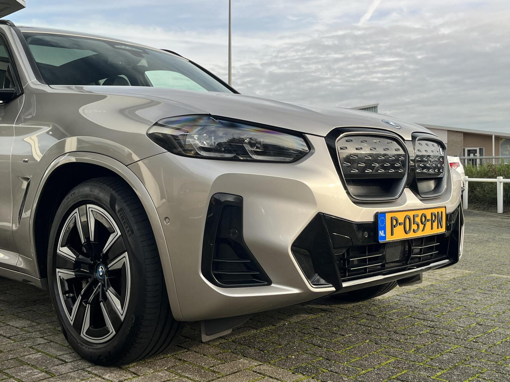 Hoofdafbeelding BMW iX3