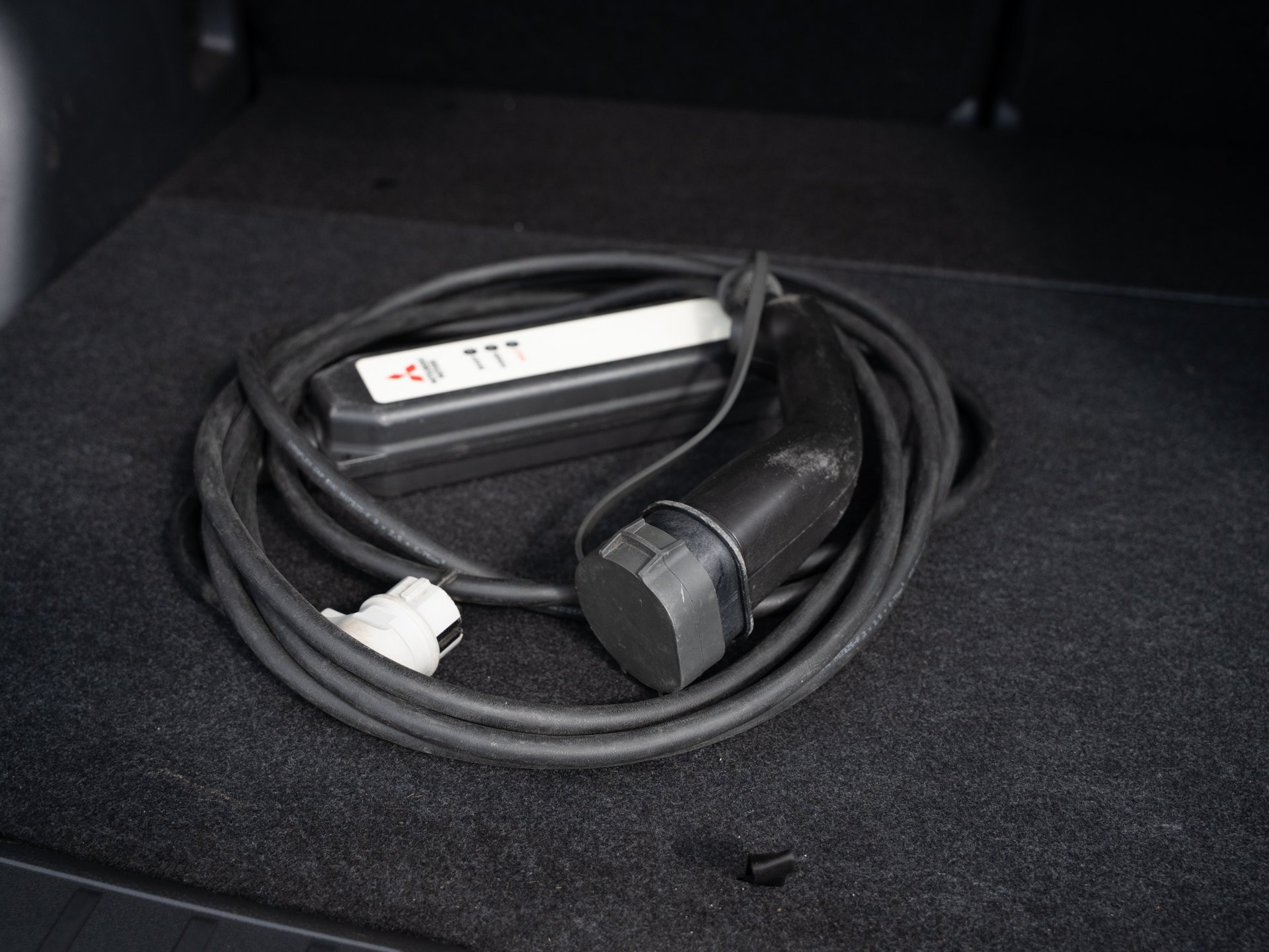 Mitsubishi-Eclipse Cross-image-9