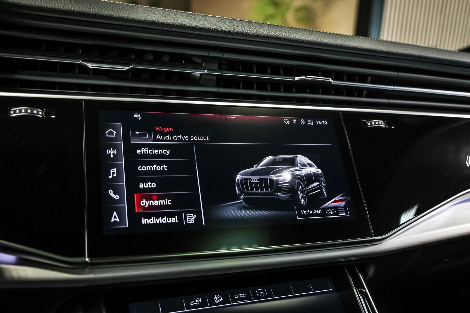 Hoofdafbeelding Audi Q8