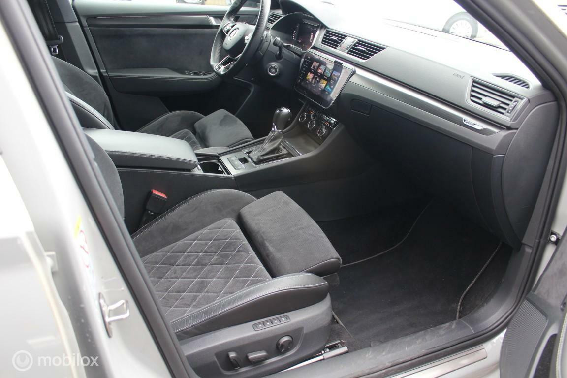 Hoofdafbeelding Škoda Superb