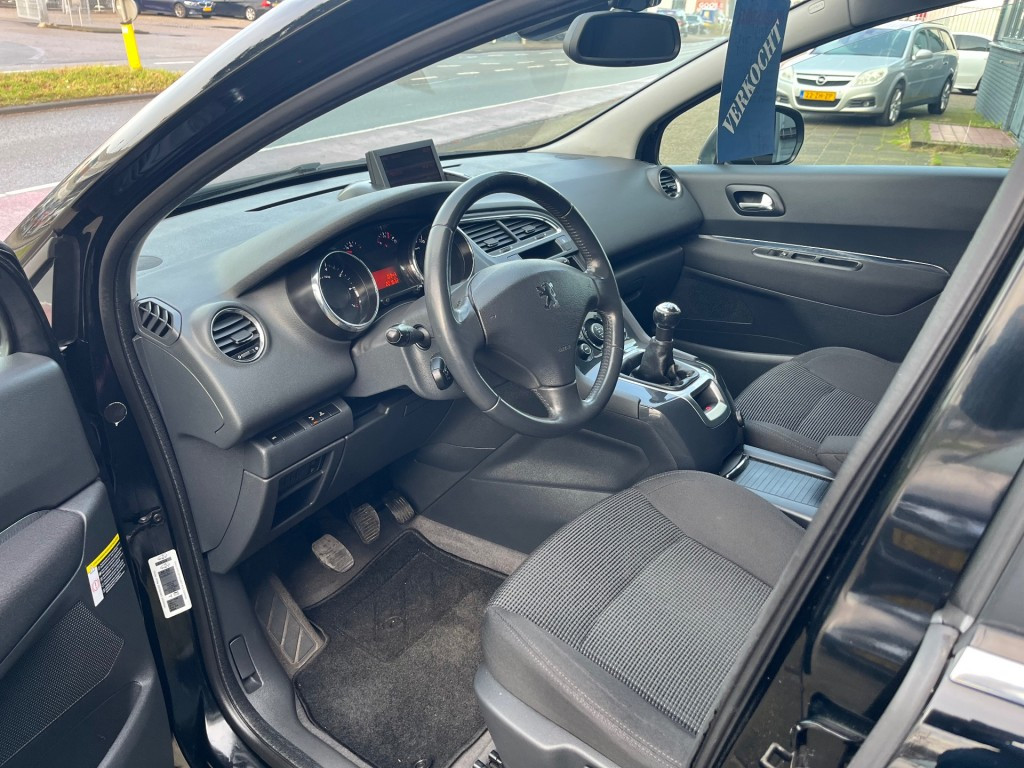 Hoofdafbeelding Peugeot 5008