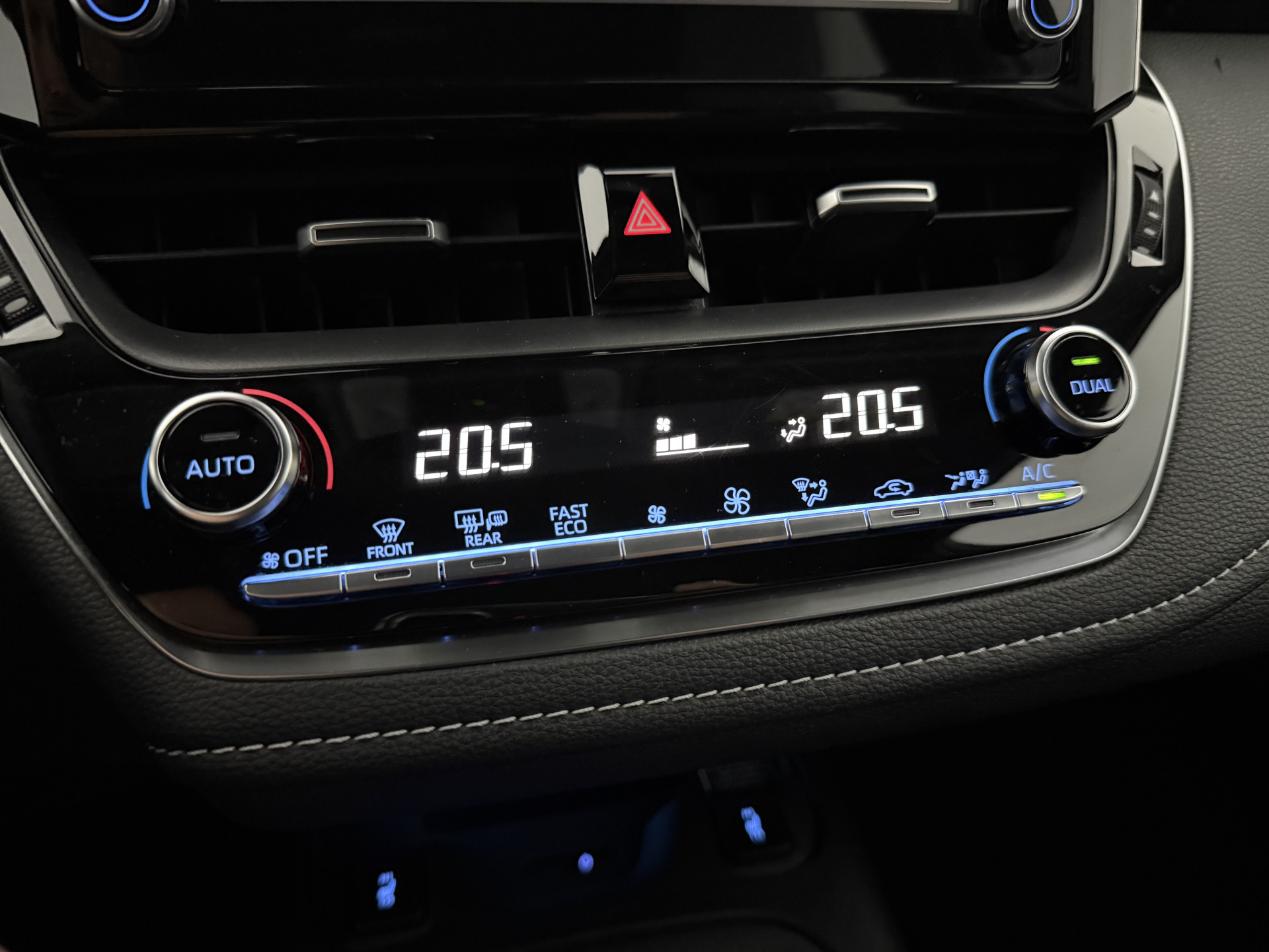 Hoofdafbeelding Toyota Corolla