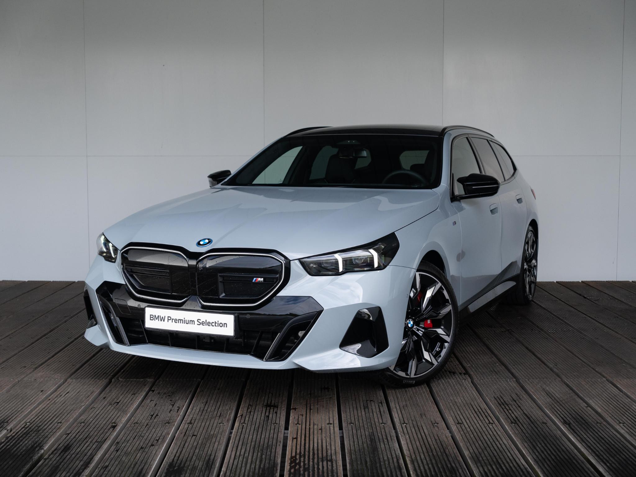 Hoofdafbeelding BMW i5