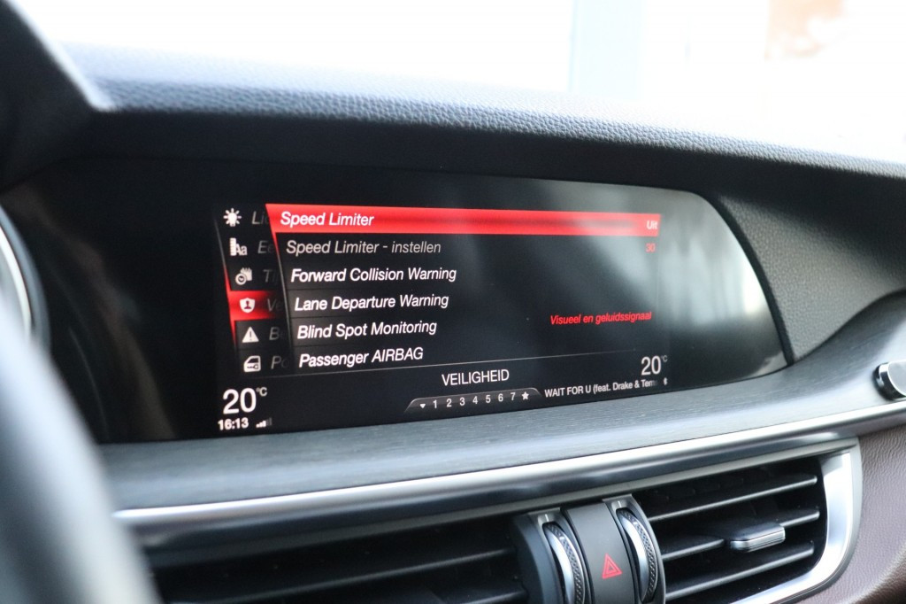 Hoofdafbeelding Alfa Romeo Stelvio