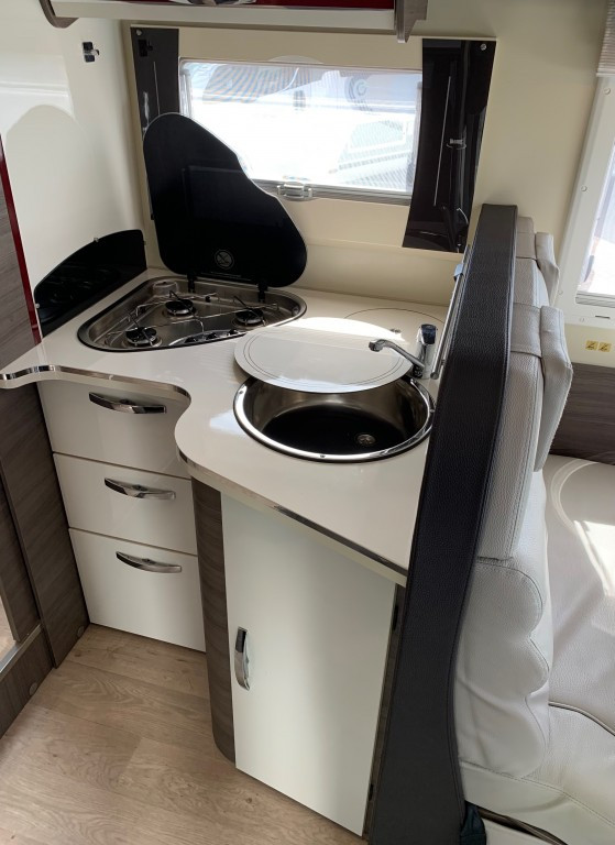 Hoofdafbeelding McLouis Carat 480g Queensbed Hefbed