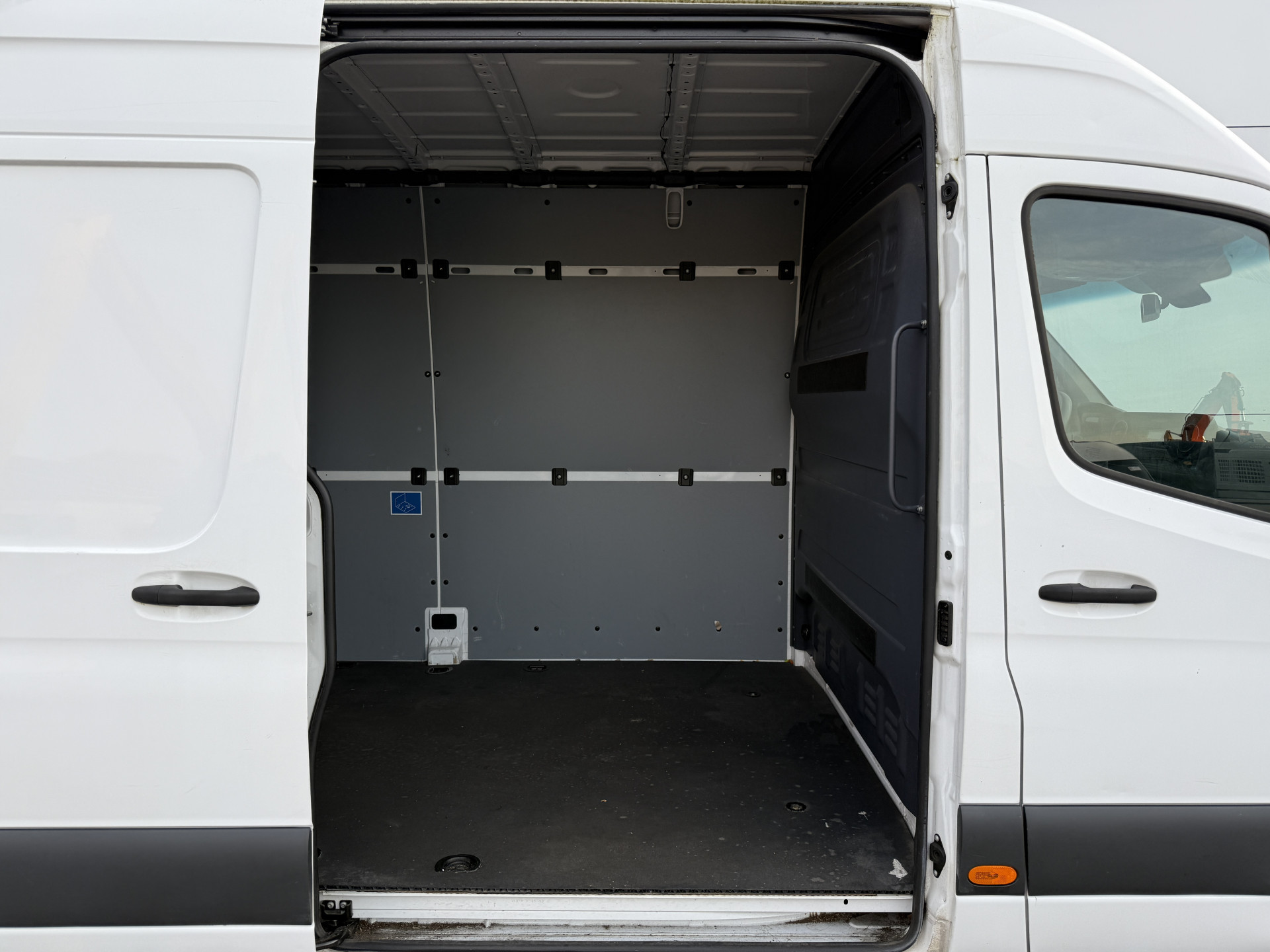 Hoofdafbeelding Mercedes-Benz eSprinter