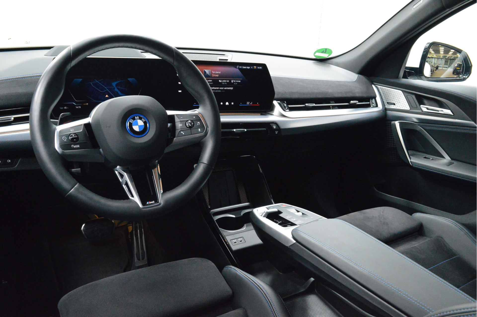 Hoofdafbeelding BMW iX2