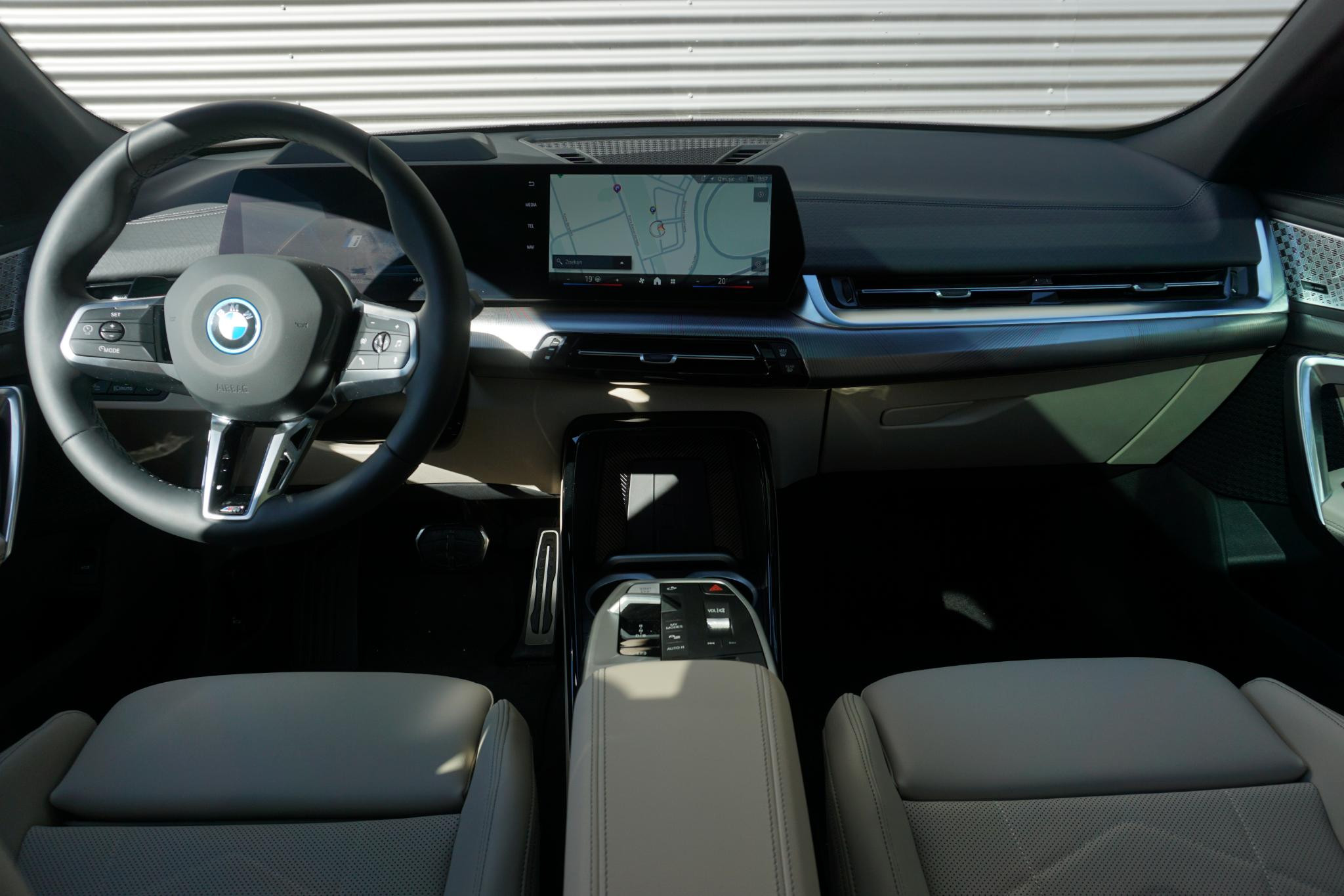 Hoofdafbeelding BMW iX2