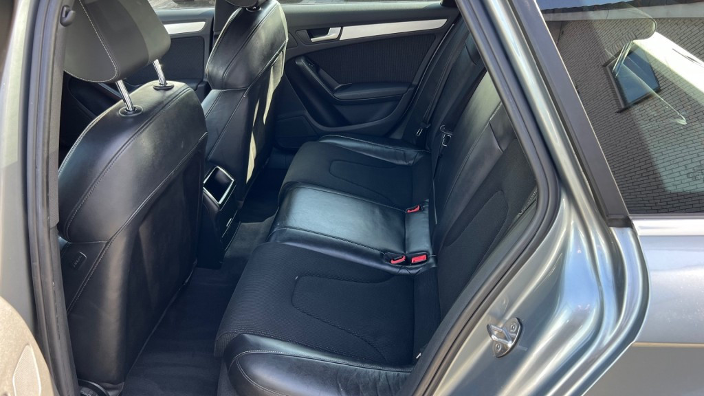 Hoofdafbeelding Audi A4