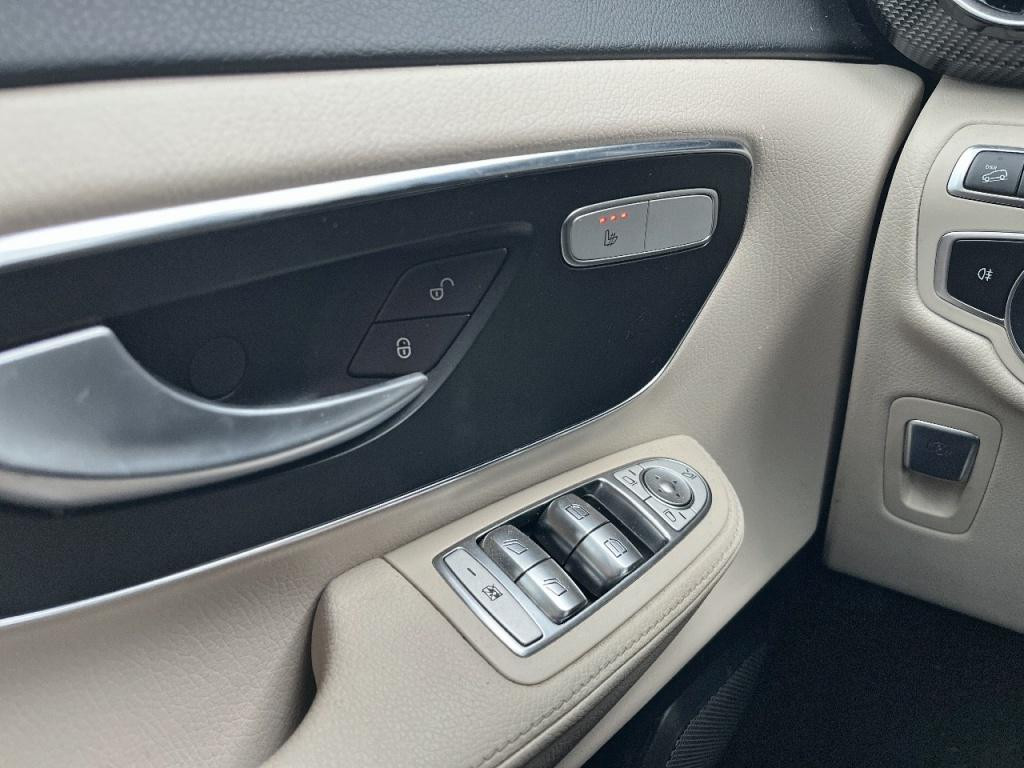 Hoofdafbeelding Mercedes-Benz Marco Polo