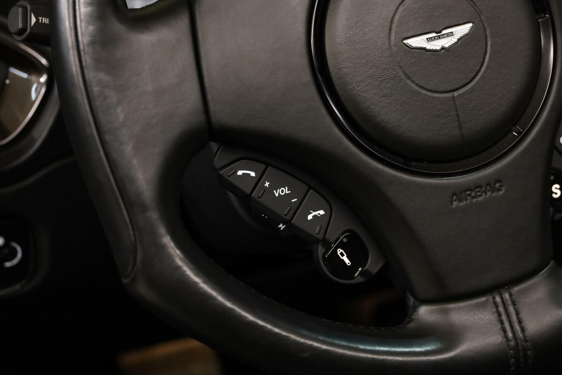 Hoofdafbeelding Aston Martin V12 Vanquish