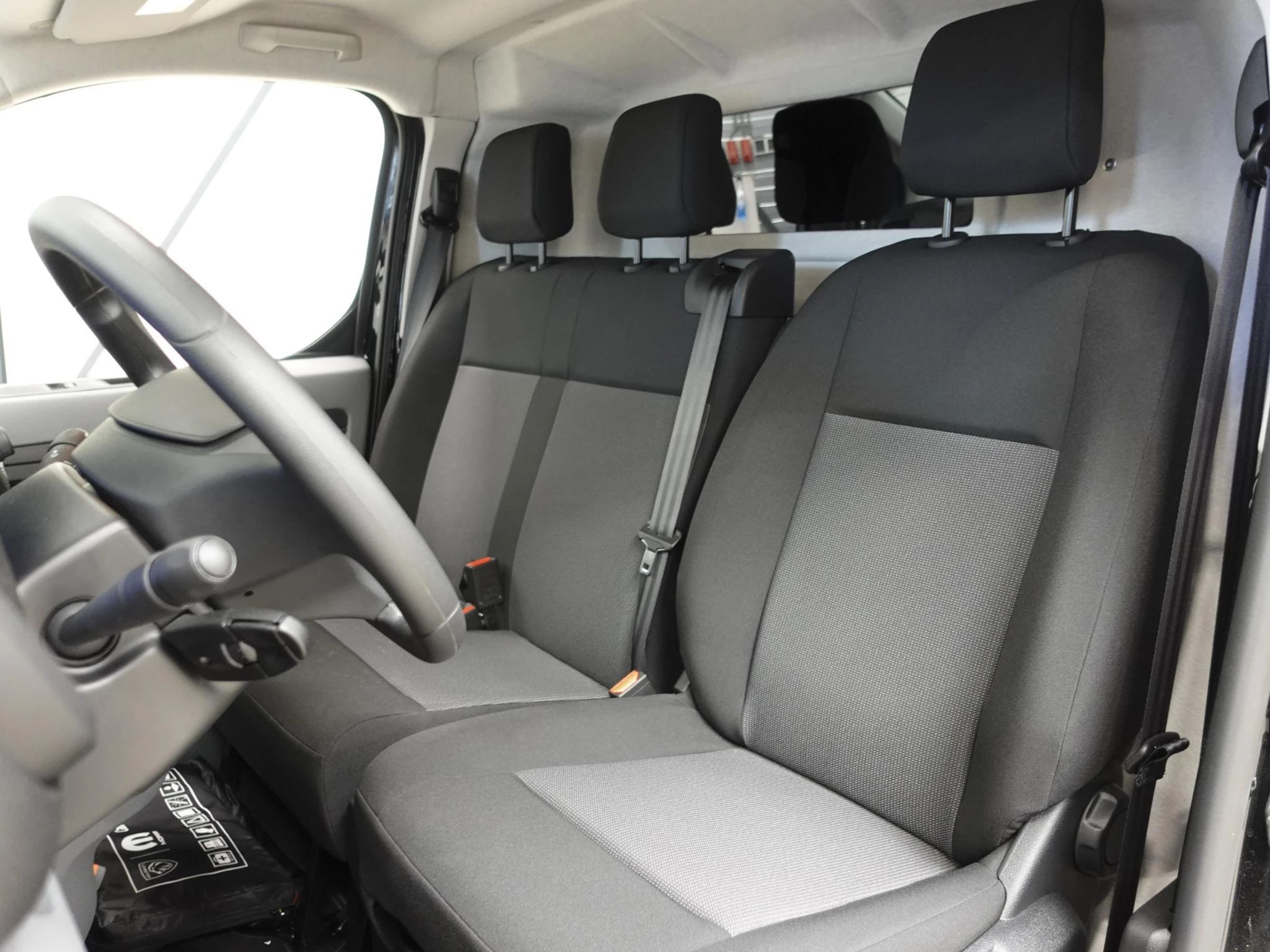 Hoofdafbeelding Peugeot e-Expert