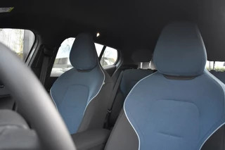 Volvo EX30 Volvo EX30 Single Motor Plus 272pk/51kWh | Harman Kardon | Camera - afbeelding nr 3