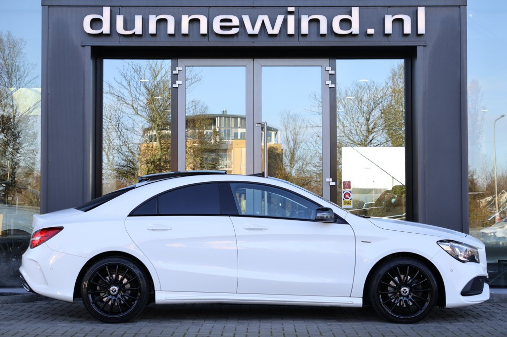 Hoofdafbeelding Mercedes-Benz CLA