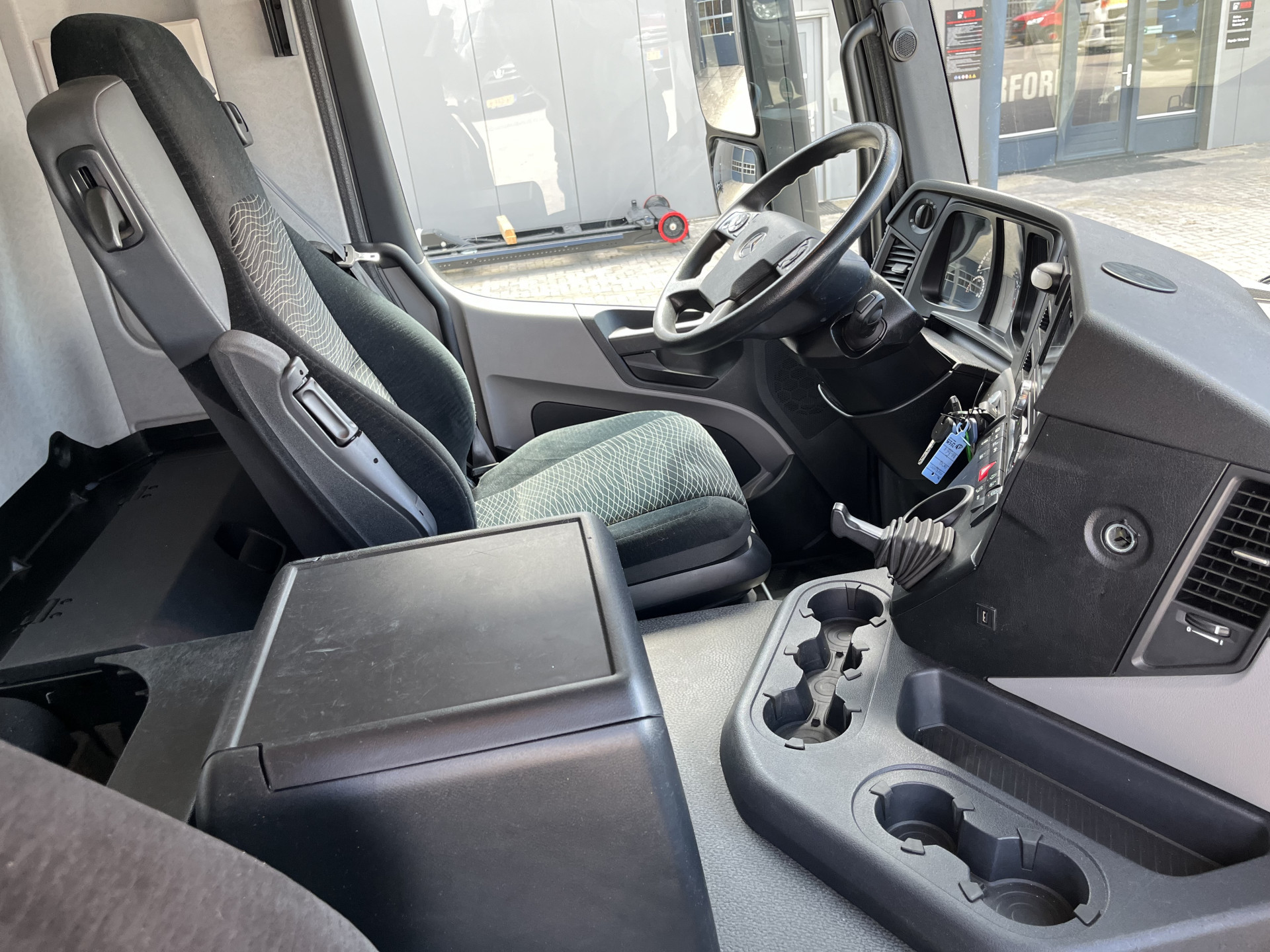 Hoofdafbeelding Mercedes-Benz ANTOS