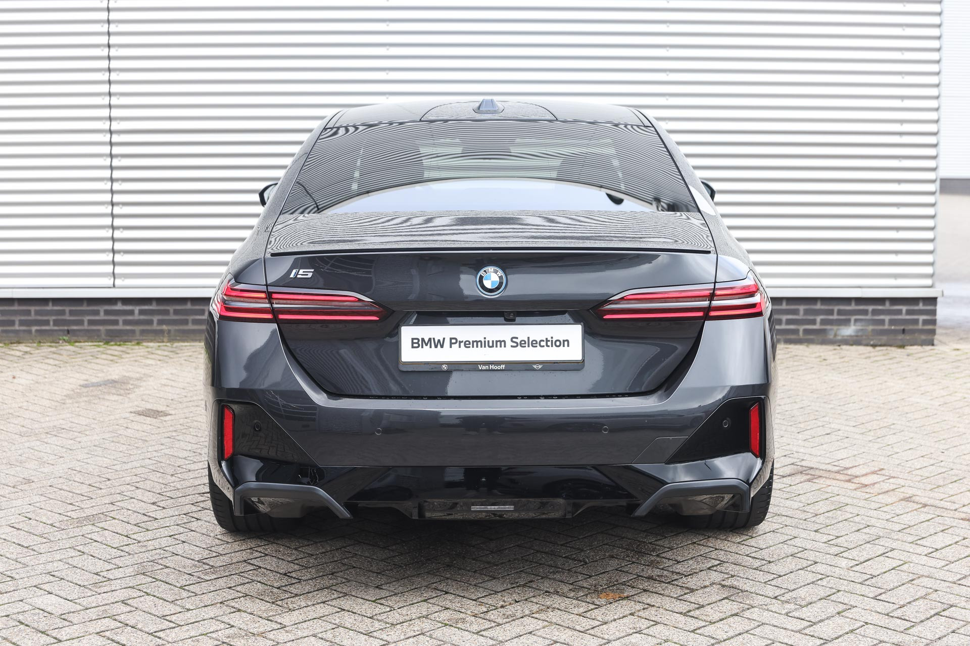 Hoofdafbeelding BMW i5