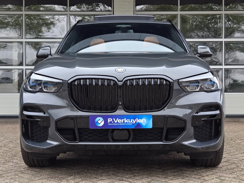 Hoofdafbeelding BMW X5