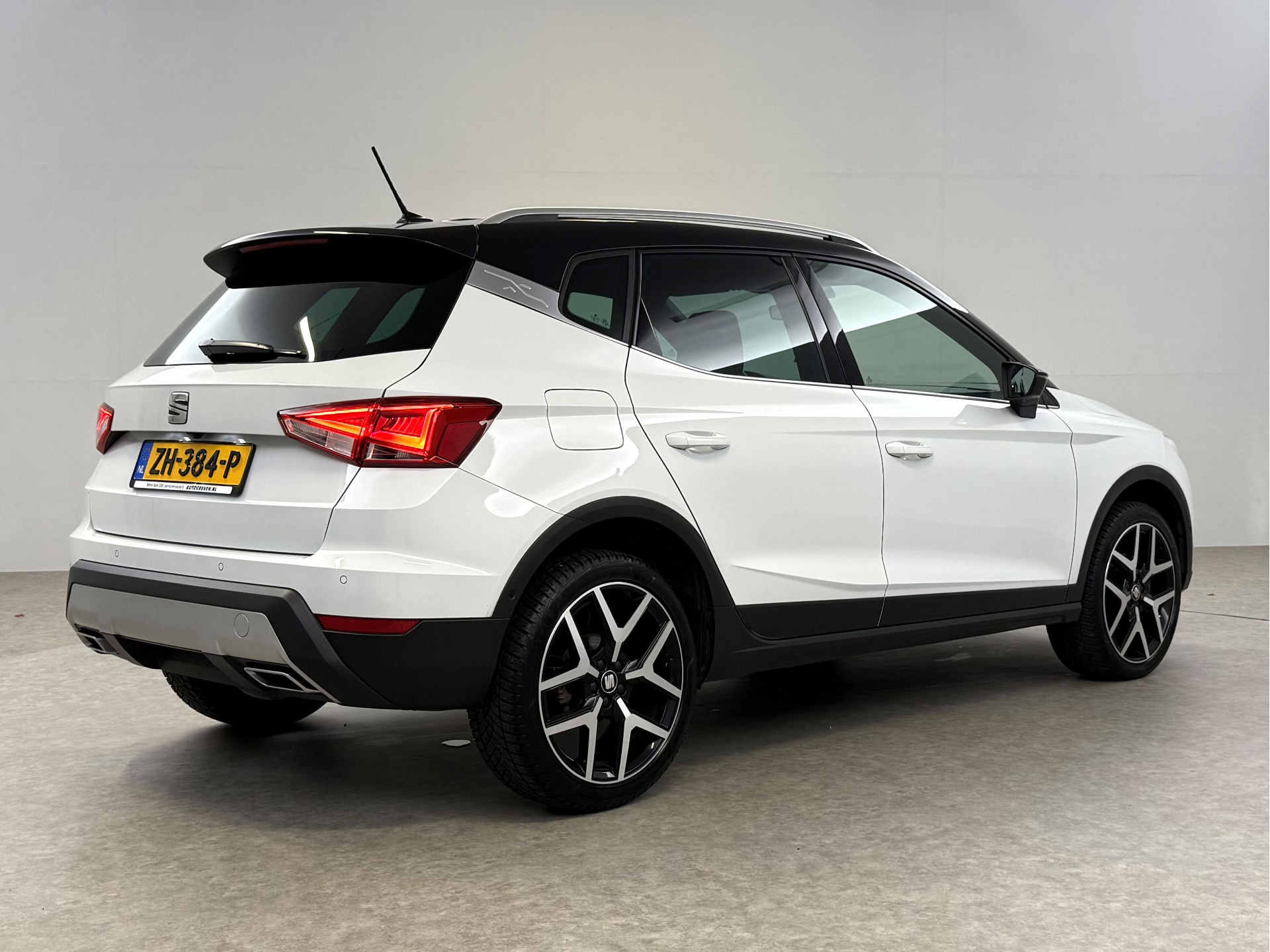 Hoofdafbeelding SEAT Arona