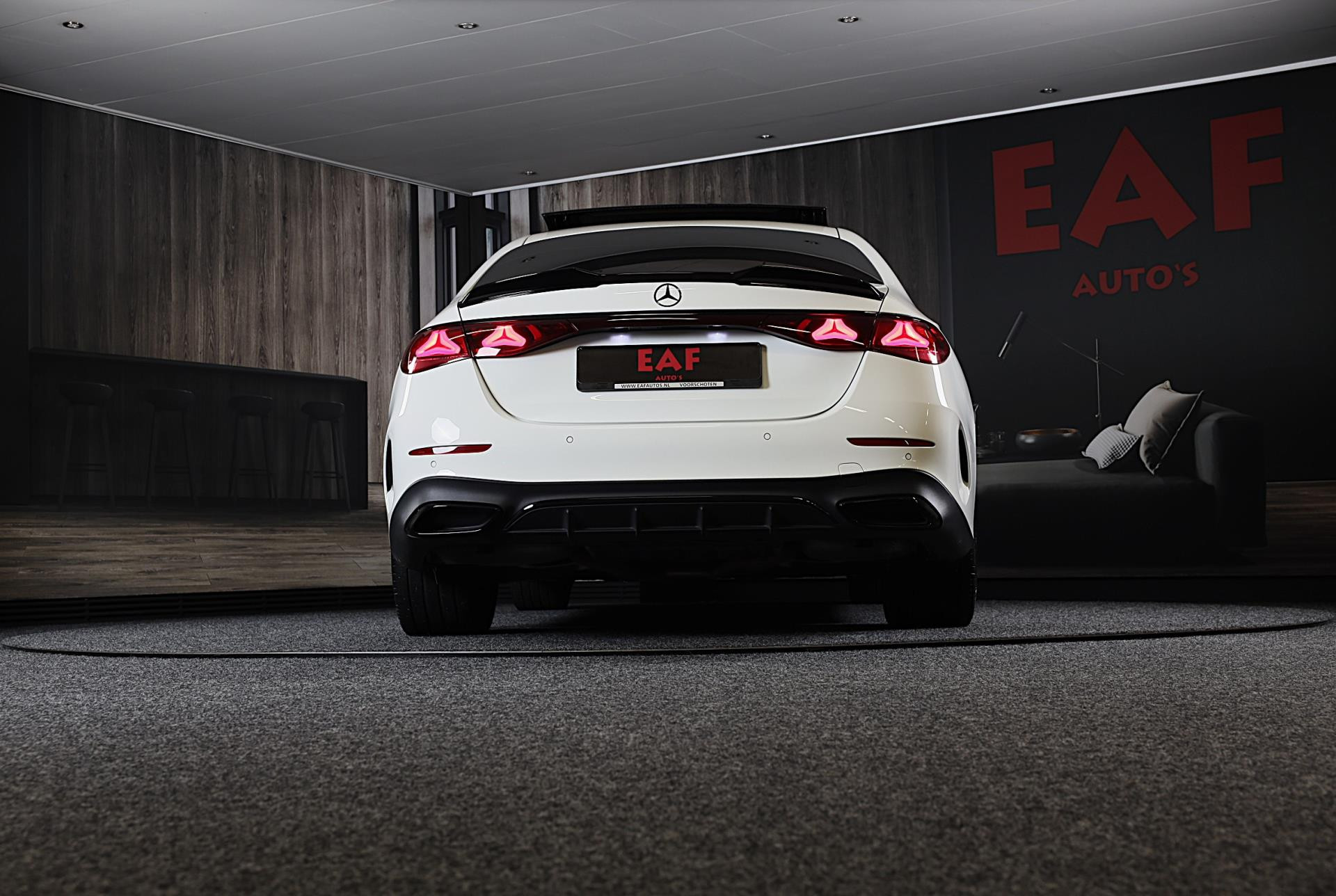 Hoofdafbeelding Mercedes-Benz E-Klasse