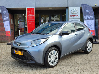 Toyota Aygo X PLAY AIRCO AD-CRUISE CAMERA APPLE/ANDROID EL-RAMEN/SPIEGELS NL-AUTO