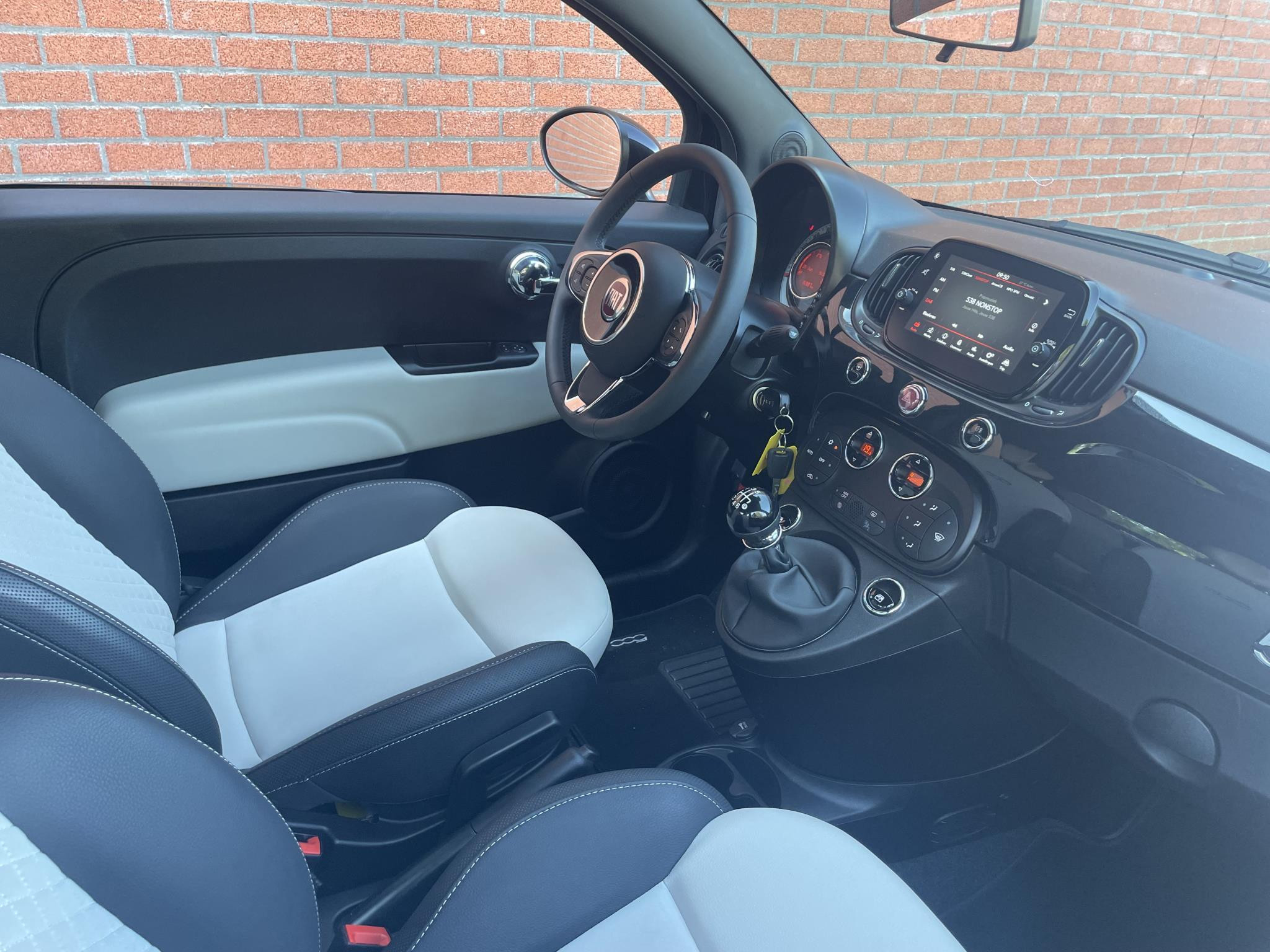 Hoofdafbeelding Fiat 500C