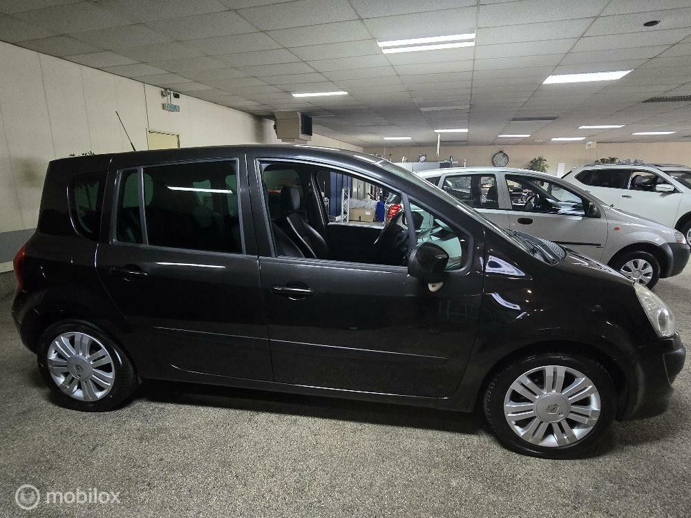 Hoofdafbeelding Renault Modus